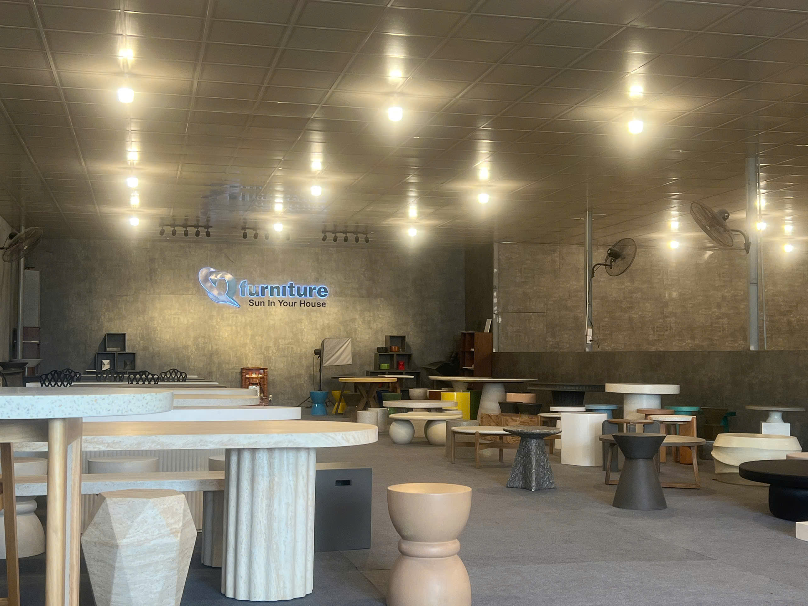 Sample room 1.jpg